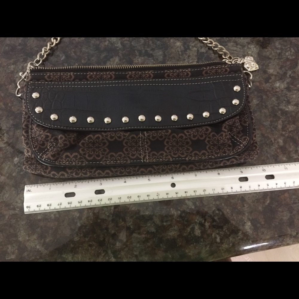 Kathy Van Zeeland - Picture 4 of 6